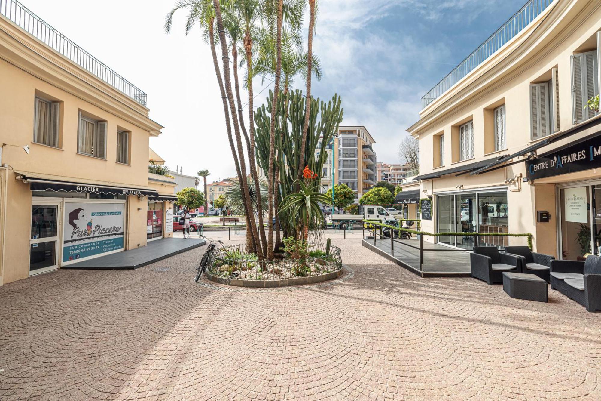 3 Pieces Des Jardins Leilighet Menton Eksteriør bilde